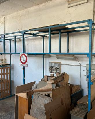 Scaffale