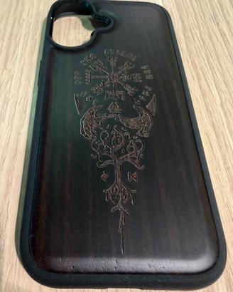 Custodia in legno nero inciso per Iphone 17