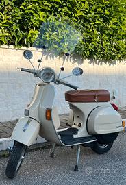 Vespa p200e