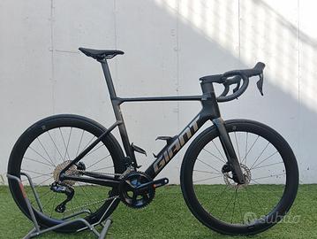 NUOVA GIANT PROPEL ADVANCED 1 2027(PREORDINE)