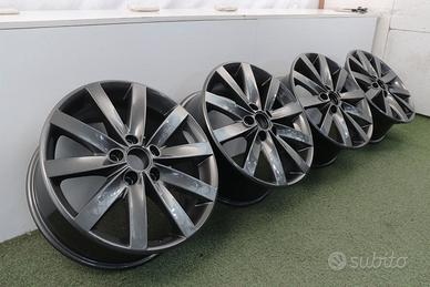 Cerchi in lega Volkswagen Golf GTI 17 ORIGINALI