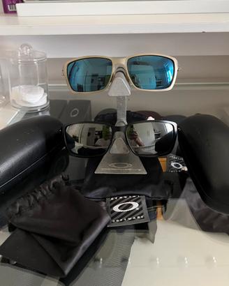 2 Paia Oakley TinCan - Carbon/Light