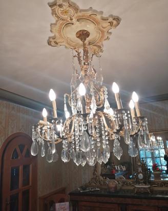 Lampadario con gocce