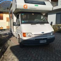 Camper CI mansardato