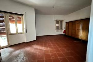 Piano terra con giardino