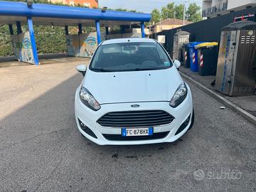 FORD FIESTA 2016