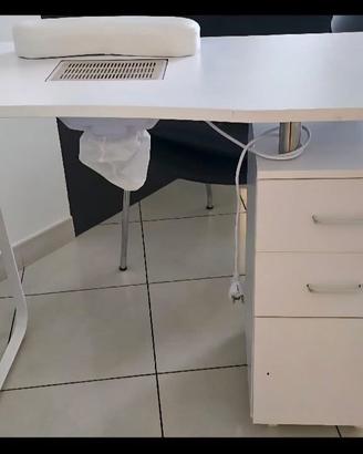 Tavolo manicure