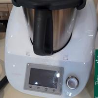 Vorwerk Bimby Thermomix TM5-2 con accessori