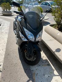 Tmax 500 anno 2011