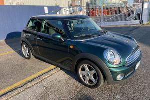 Mini Cooper 1600 2010