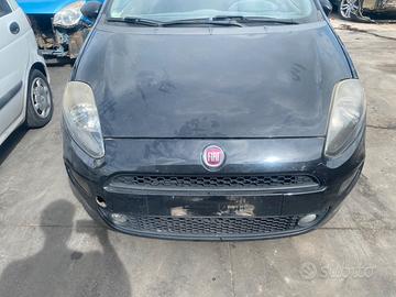 Ricambi Fiat Grande Punto 1.4 Benzina anno 2010