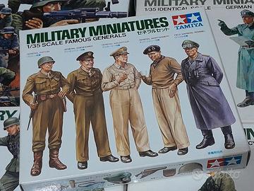 12 scatole montaggio soldatini vintage rari 