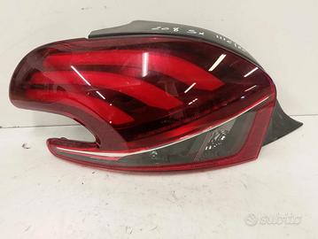 Faro posteriore sinistro Peugeot 208 (2015 - 2020)