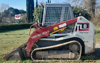 Pala cingolata TAKEUCHI TL8 anno 2016