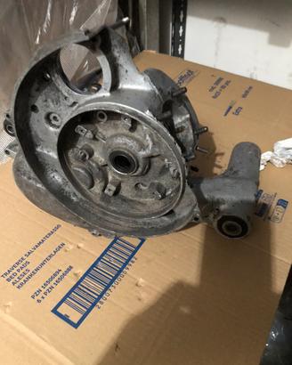 Carter originali piaggio per vespa 50 HP.