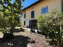 villa-semindipendente-con-giardino