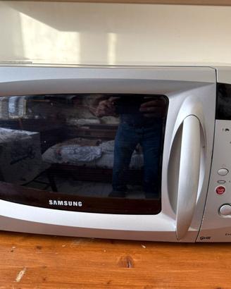 Forno microonde grill Samsung CE287DN funzionante