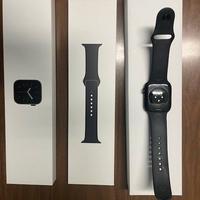 Apple Watch s7 45 mm GPS