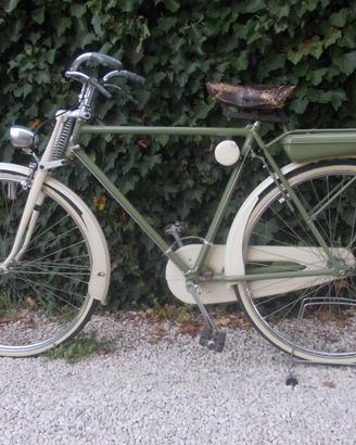 Bici anni '40 con motore Garelli Mosquito