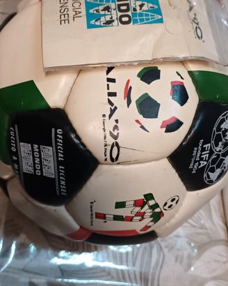 Pallone cuoio Italia 90