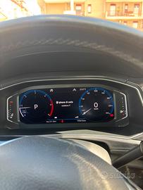 Volskwagen t roc 4 motion