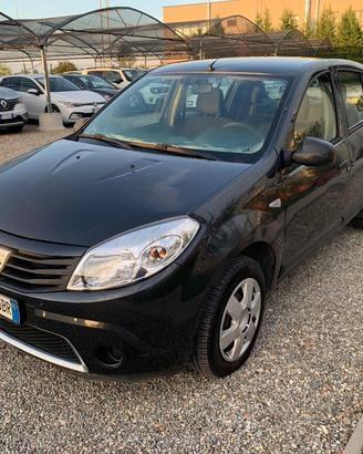 DACIA Sandero 1.2 16V Lauréate