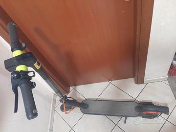 monopattino elettrico