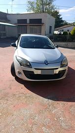 Renault Megane 3 serie grantour 1.5 tci 110 cv
