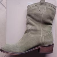 Stivaletti Texani Baker in pelle  scamosciata.