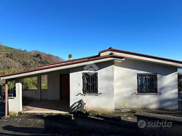 CASA INDIPENDENTE A ARTENA