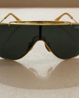 ray-ban modello wings