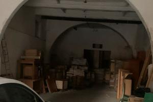 Garage di grandi dimensioni