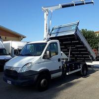 Iveco Daily ribaltabile trilaterale con gru