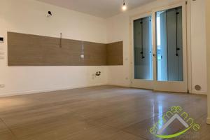 TRE LOCALI CON GARAGE E POSTO AUTO