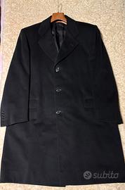 Pregiato cappotto nero in puro Cashmere