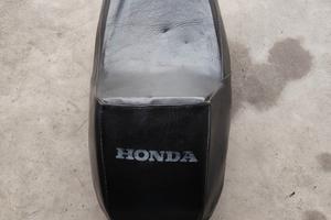 Sella Honda Four