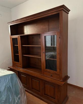 Credenza in arte povera