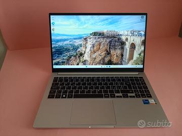 Samsung GalaxyBook-come nuovo