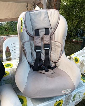 Seggiolino auto bebè