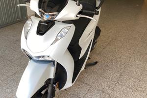 Moto sh 125 anno 2024