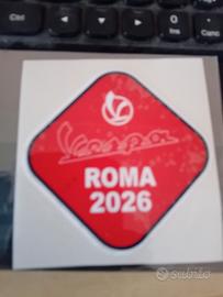 Vespa adesivo Roma 2026