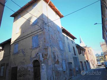 Palazzo / Stabile di 350 m² a San Giorgio di Piano