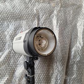 Flash da studio 300DI
