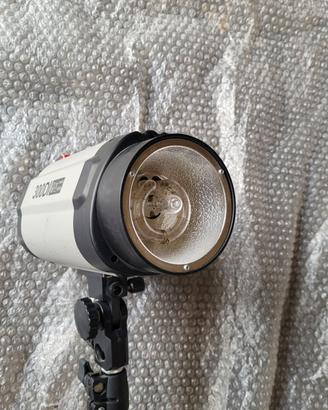 Flash da studio 300DI