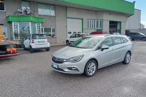 Opel Astra 1.6 CDTi 110CV Sports Tourer Business