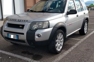 Land Rover Freelander td4 sport- anno 2004