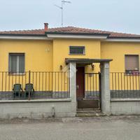 VILLA SINGOLA A VALLE SALIMBENE