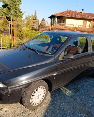 Lancia Y benzina anno 2003
