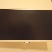 TV Samsung e supporto parete