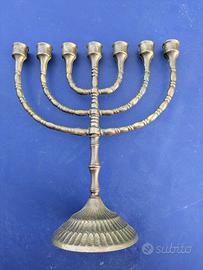 Candelabro a sette braccia - Menorah